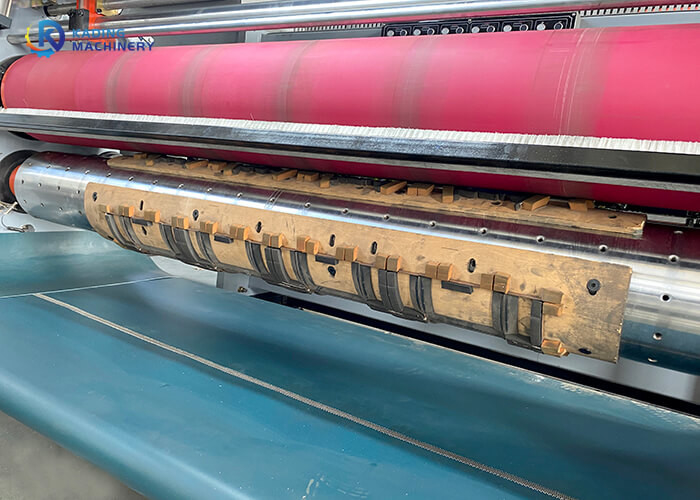 Automatische Drehkarton-Stanze für 1-6 Farben runzelte Kästen