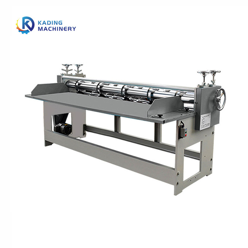 Maschine 250m/Min Thin Blade Slitter Scorer für die Herstellung der Pappe