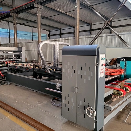 4 6 Ecken Full Auto Folder Gluer Nähmaschine für die Pizzabox Herstellung