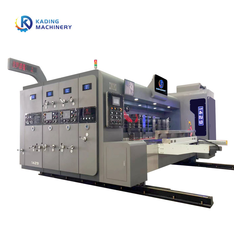 Flexo-Walldruckmaschine mit 200 Stück/min Arbeitsgeschwindigkeit